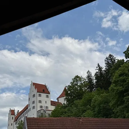 Rebekkas Fussen
